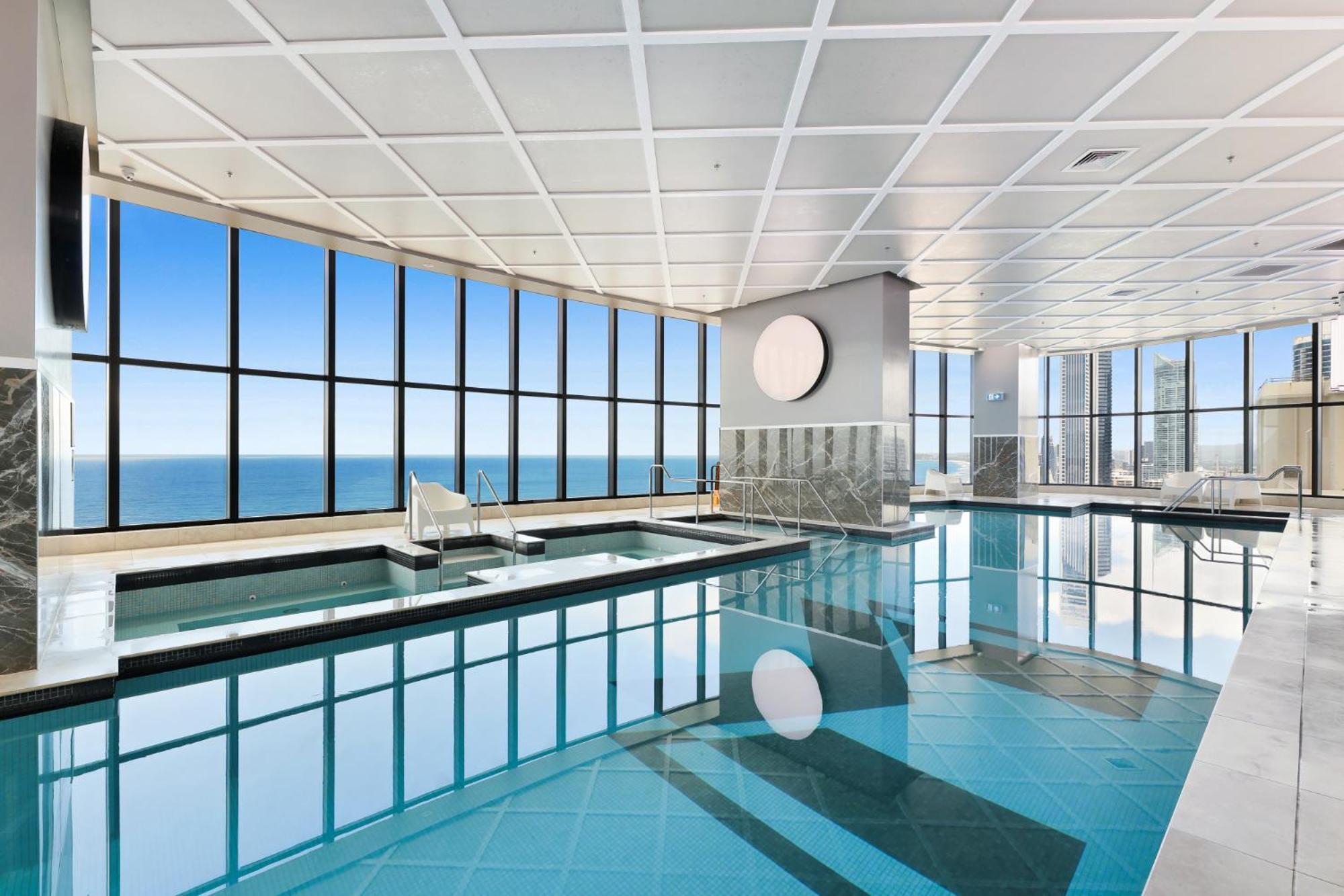 71st Floor Premium With Expansive Ocean Views Apartment Gold Coast