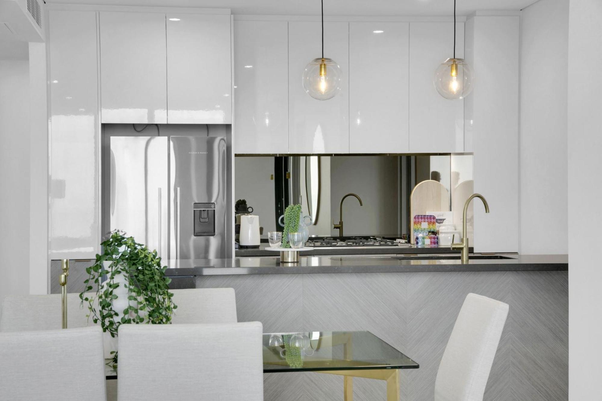 71st Floor Premium With Expansive Ocean Views Apartment Gold Coast
