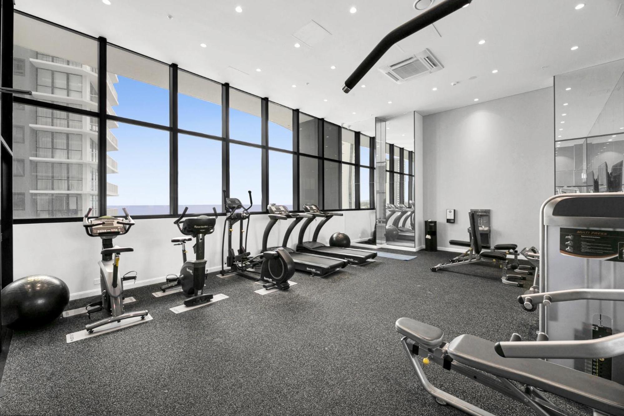 Apartment 71st Floor Premium With Expansive Ocean Views Gold Coast